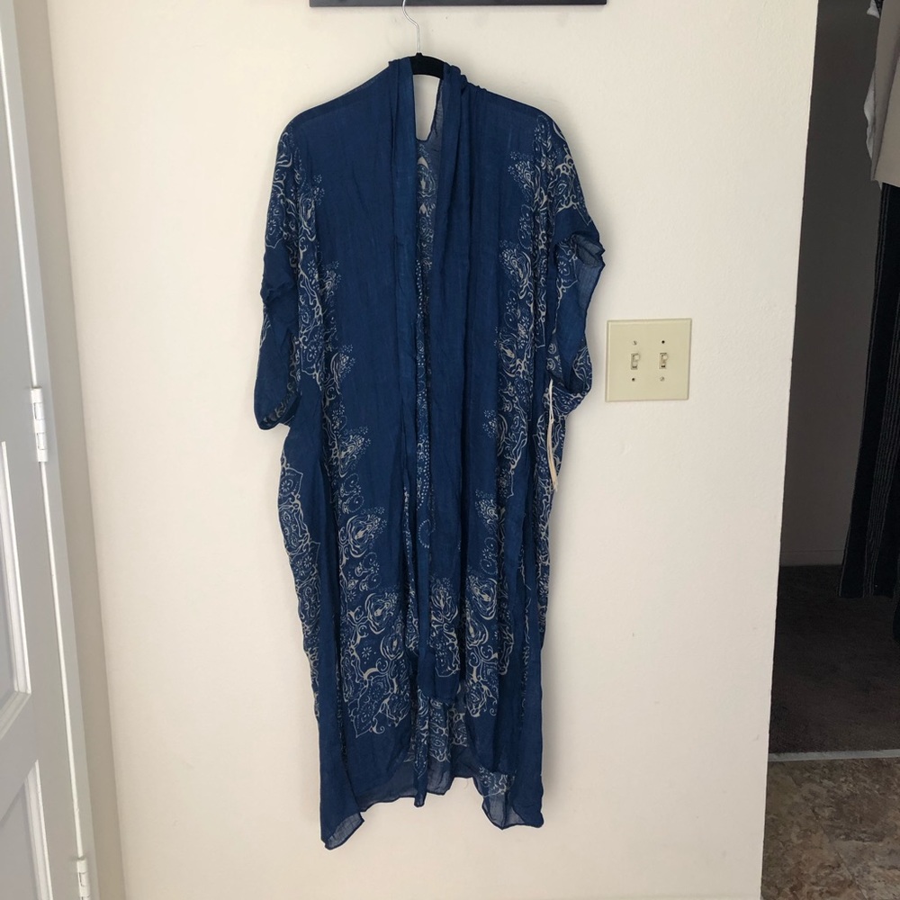 Kimono - Picture 8 of 8